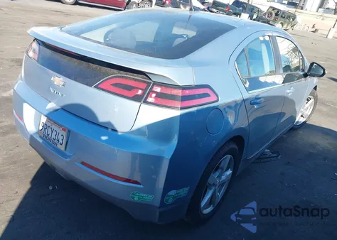 2014 Chevrolet Volt из США, поврежденный, VIN 1G1RE6E43EU149180
